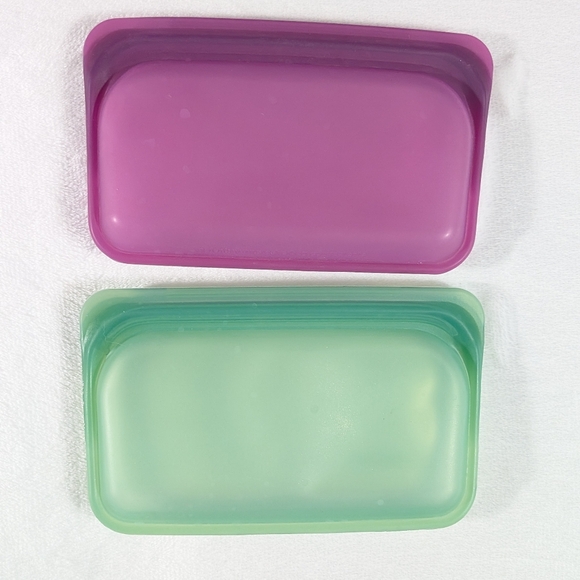 ❤️ Stasher Reusable Silicone Storage Bags (Includes 2) - Picture 9 of 14